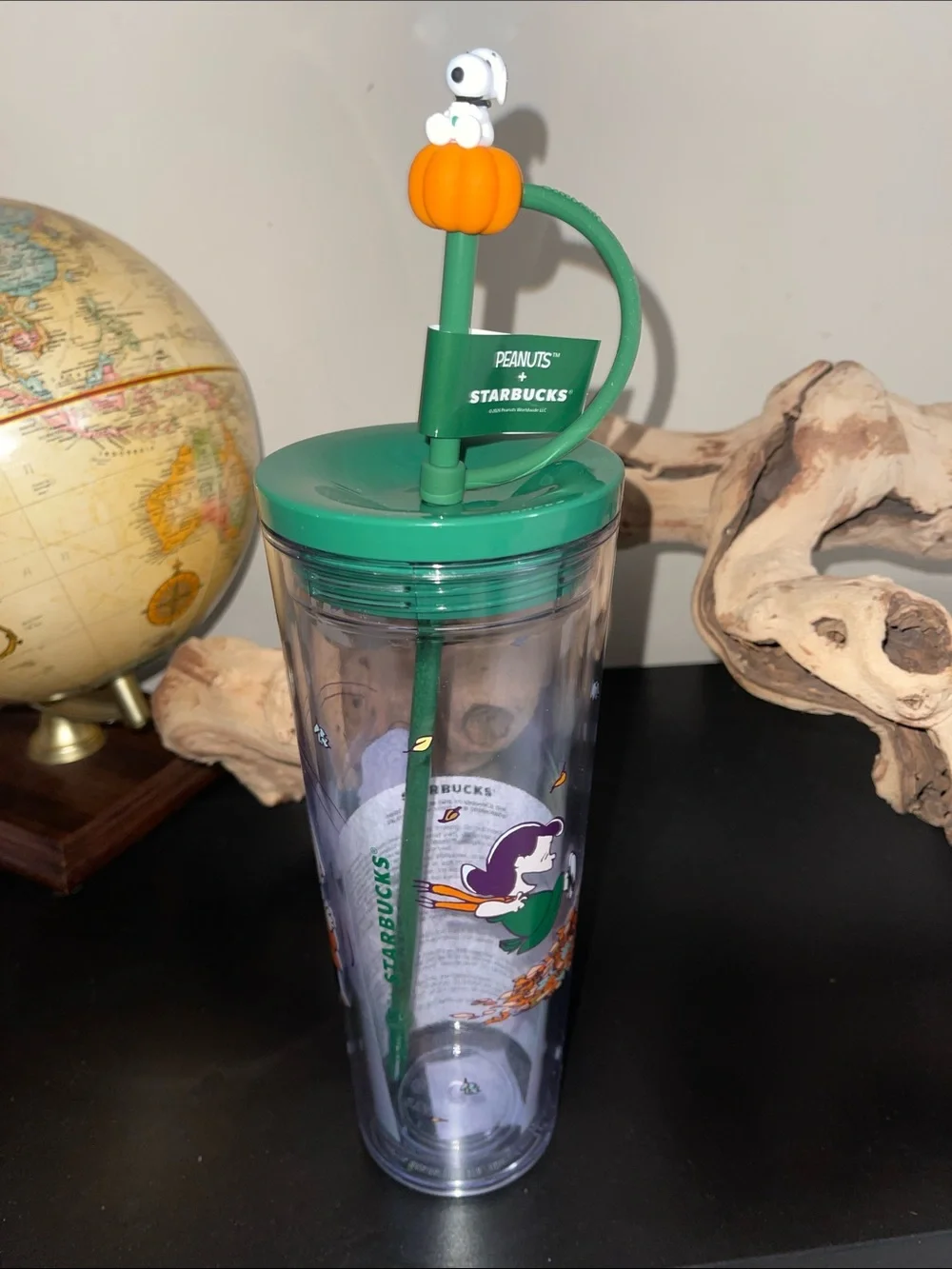 NWT! Starbucks x Peanuts 24 ounce cold cup with Snoopy topper